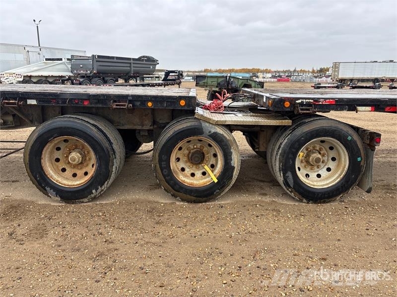 Doepker 32 ft Super B-Train Lead Flatbed Trailer Pick up/Prelata