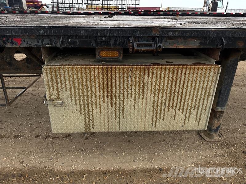 Doepker 32 ft Super B-Train Lead Flatbed Trailer Pick up/Prelata