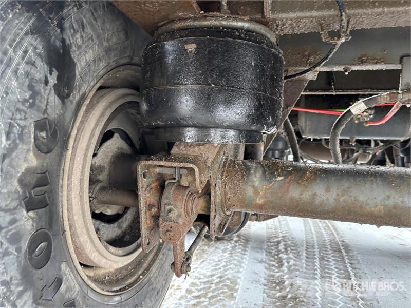Doepker 32 ft Super B-Train Lead Flatbed Trailer Pritschenanhänger
