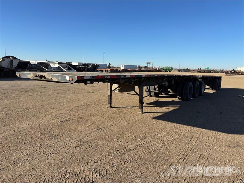 Doepker 32 ft Super B-Train Lead Flatbed Trailer مقطوروات مسطحة/مفصلية الجوانب