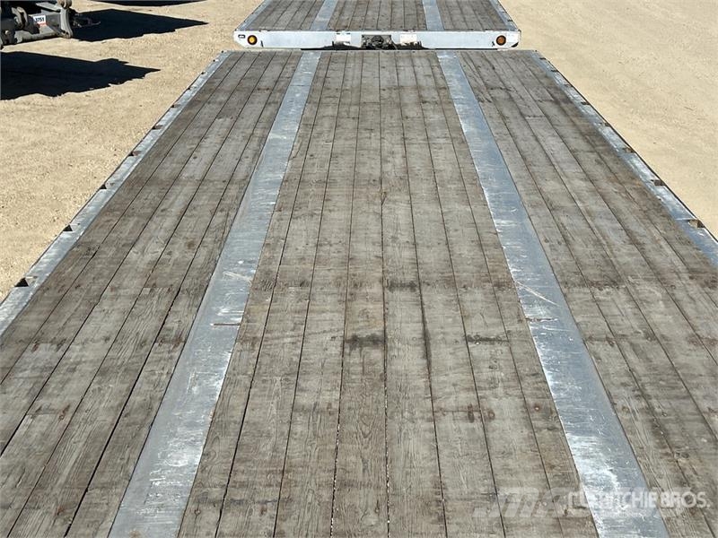 Doepker 32 ft Super B-Train Lead Flatbed Trailer Prikolice platforme/otvoreni sanduk