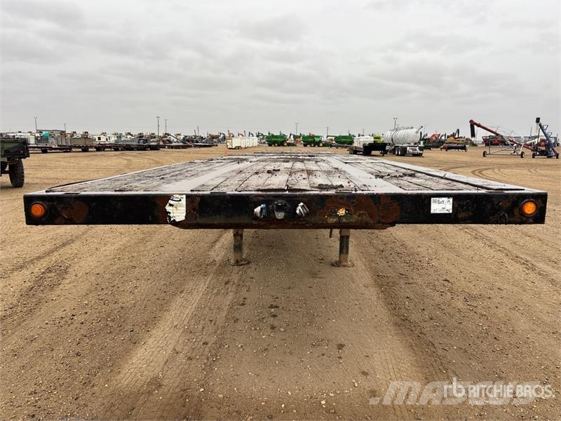 Doepker 32 ft Super B-Train Lead Flatbed Trailer Pick up/Prelata