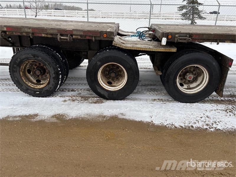 Doepker 32 ft Super B-Train Lead Flatbed Trailer Pritschenanhänger