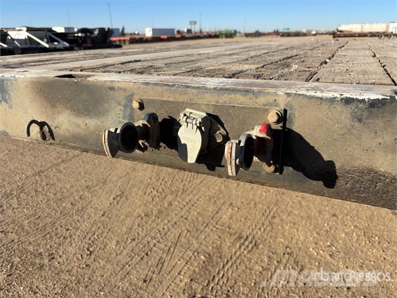 Doepker 32 ft Super B-Train Lead Flatbed Trailer مقطوروات مسطحة/مفصلية الجوانب