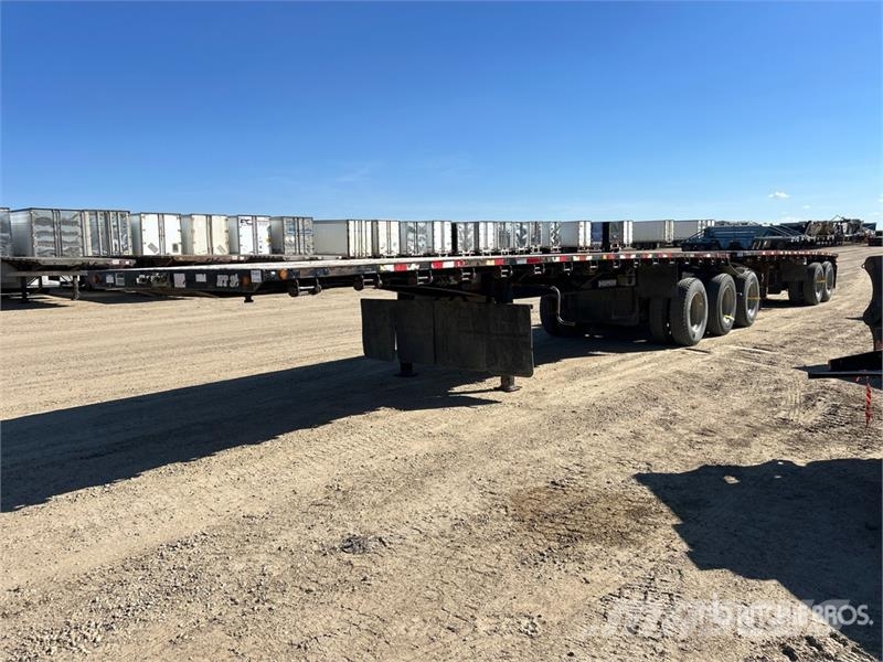 Doepker 32 ft Super B-Train Lead Flatbed Trailer Lavaperävaunut