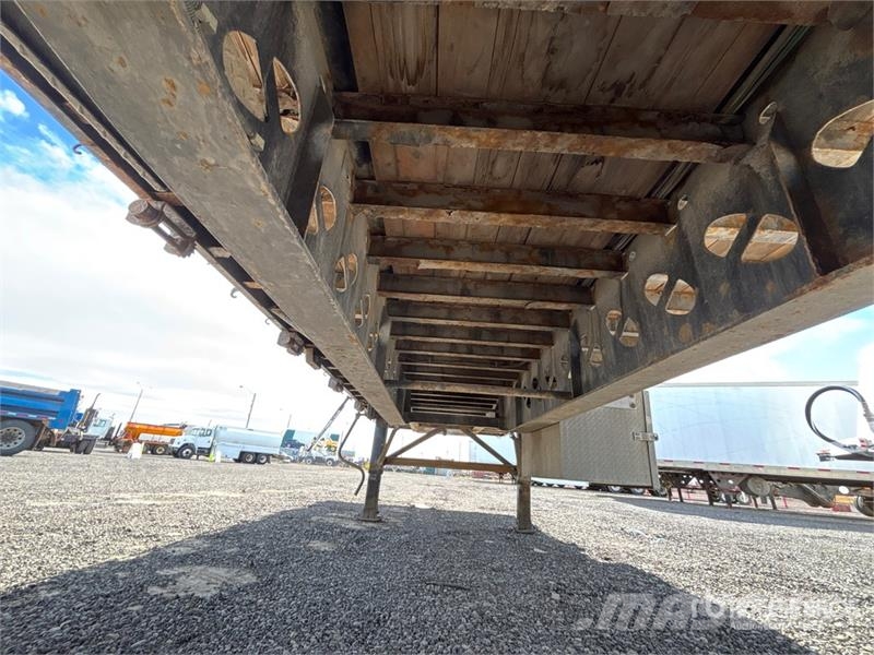 Doepker 32 ft Tri/A Super B-Train Lead Flatbed Trailer Причепи-платформи/бокове розвантаження