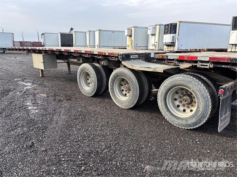 Doepker 32 ft Tri/A Super B-Train Lead Flatbed Trailer 自卸半挂车
