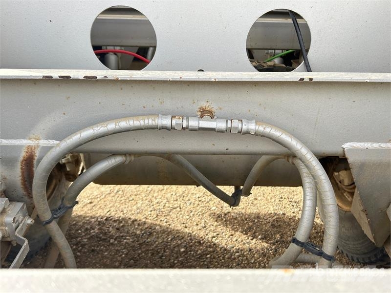 Doepker 35 ft T/A Grain Trailer Prikolice za zrno