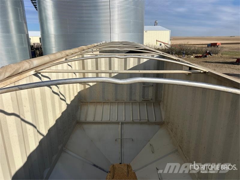 Doepker 35 ft T/A Grain Trailer Prikolice za zrno