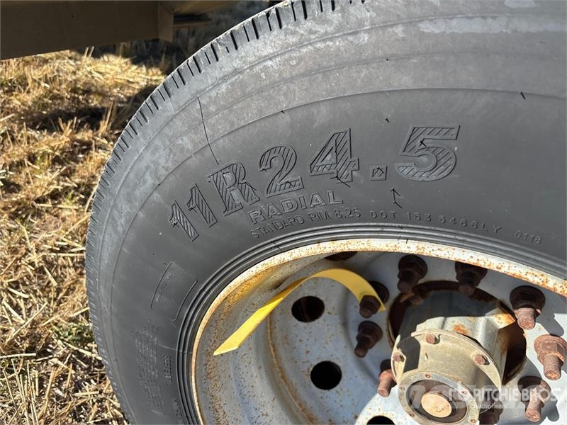 Doepker 35 ft T/A Grain Trailer Prikolice za zrno