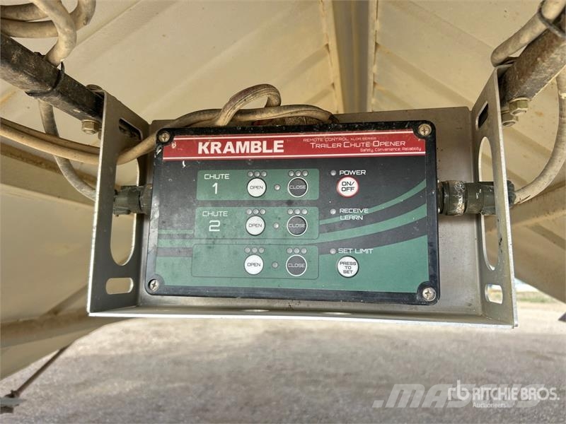 Doepker 35 ft T/A Grain Trailer Prikolice za zrno