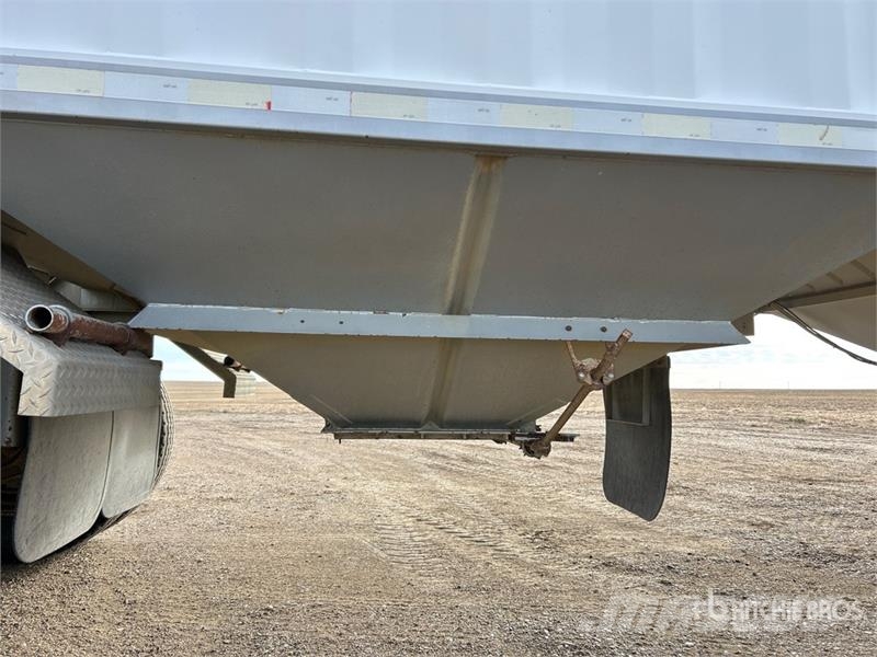 Doepker 35 ft T/A Grain Trailer Prikolice za zrno