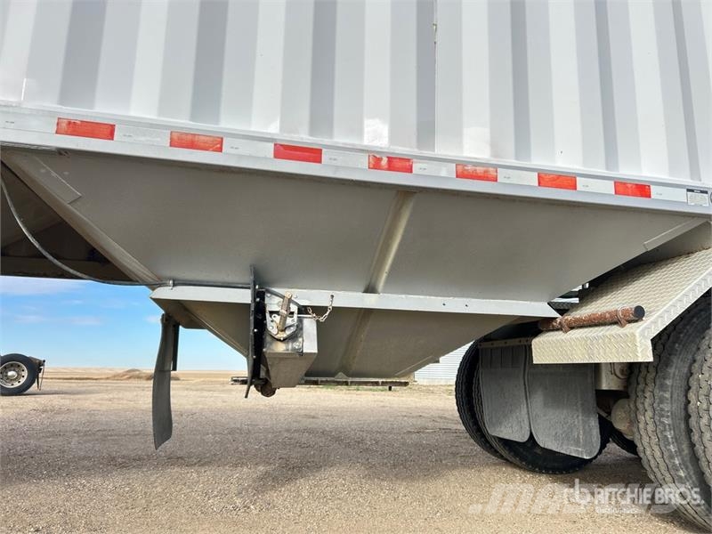Doepker 35 ft T/A Grain Trailer Prikolice za zrno