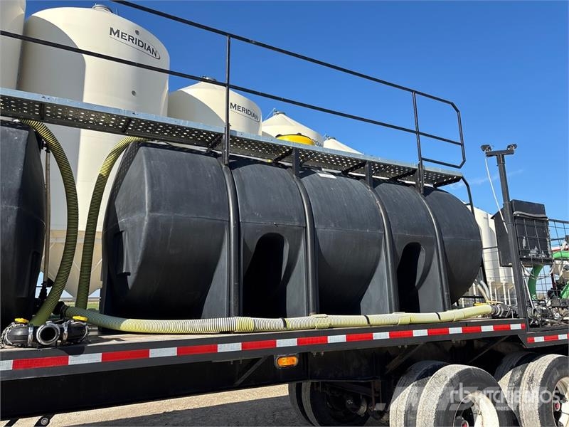 Doepker 37 ft Tri/A Sprayer Tender Trailer ماكينات زراعية - غير ذلك