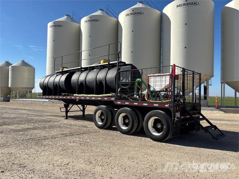 Doepker 37 ft Tri/A Sprayer Tender Trailer ماكينات زراعية - غير ذلك