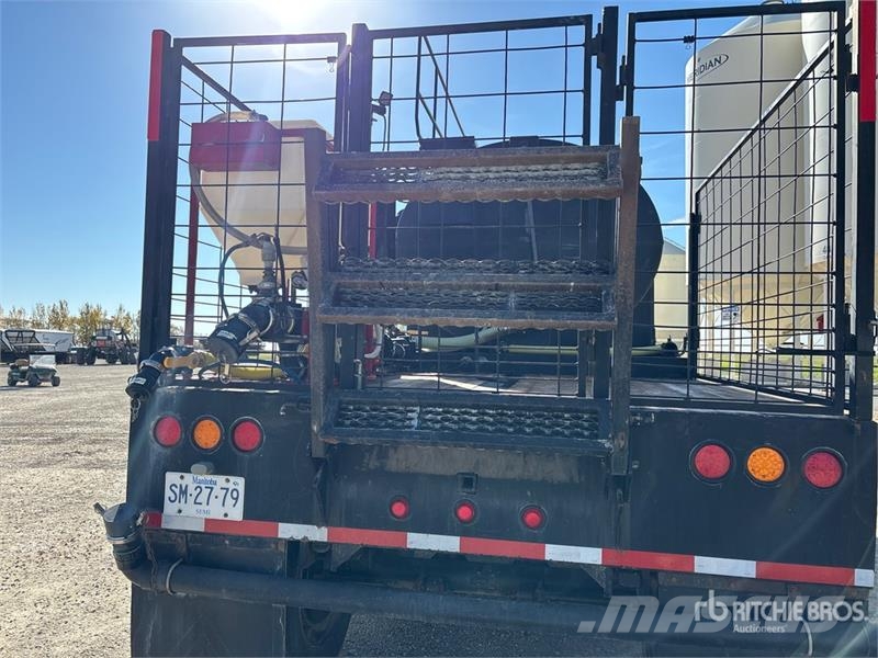 Doepker 37 ft Tri/A Sprayer Tender Trailer ماكينات زراعية - غير ذلك