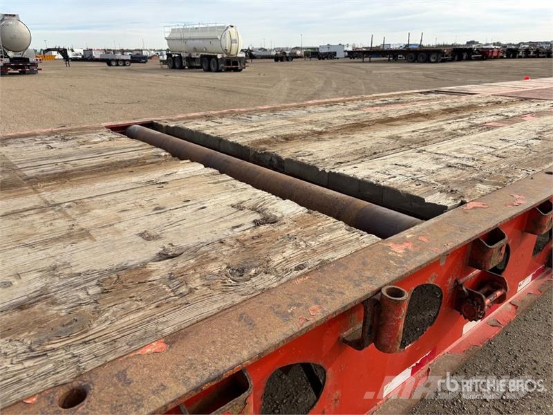 Doepker 40 ton 53 ft Tri/A Folding Neck Trailer Низкорамные прицепы