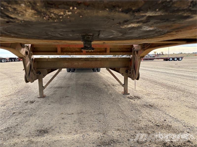 Doepker 40 ton 53 ft Tri/A Folding Neck Trailer Низкорамные прицепы