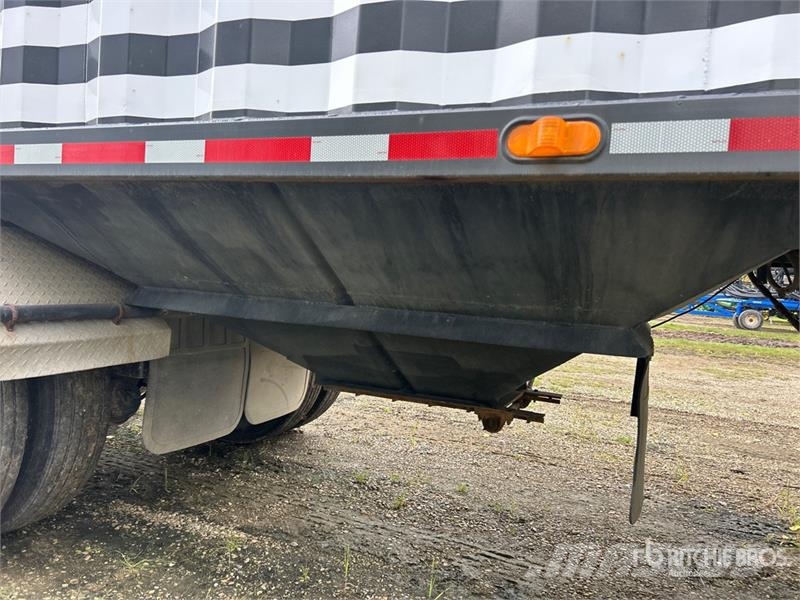 Doepker 42 ft Tri/A Grain Trailer Obilné návěsy