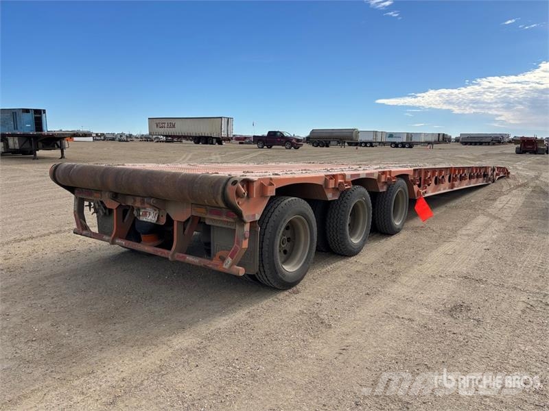Doepker 45 ton 55 ft Tri/A Folding Neck Trailer 平板拖车