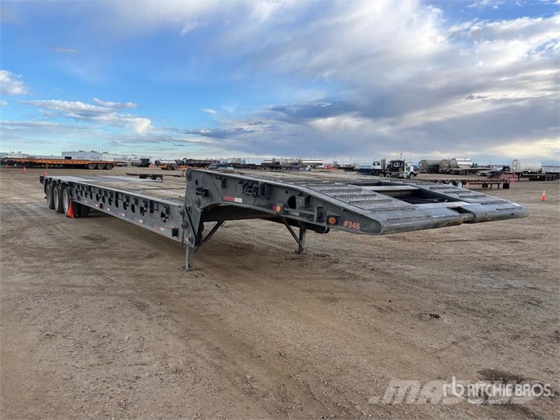 Doepker 45 ton 55 ft Tri/A Folding Neck Trailer Remorque surbaissée