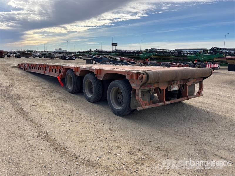 Doepker 45 ton 55 ft Tri/A Folding Neck Trailer 平板拖车
