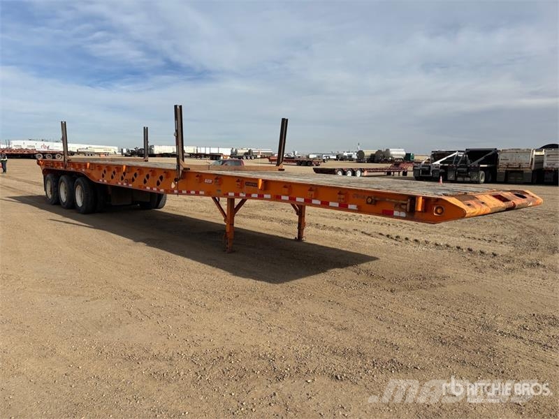 Doepker 48 ft Tri/A Flatbed Oilfield Trailer Zařízení pro zpracování