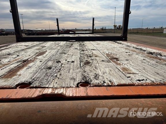 Doepker 48 ft Tri/A Flatbed Oilfield Trailer Zařízení pro zpracování