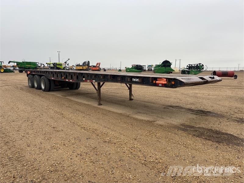 Doepker 48 ft Tri/A Flatbed Trailer Pick up/Prelata