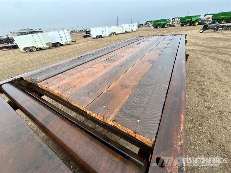 Doepker 48 ft Tri/A Flatbed Trailer Pick up/Prelata