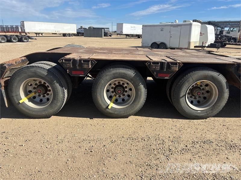 Doepker 50 ft Tri/A Folding Neck Trailer Nízko rámové nákladné automobily
