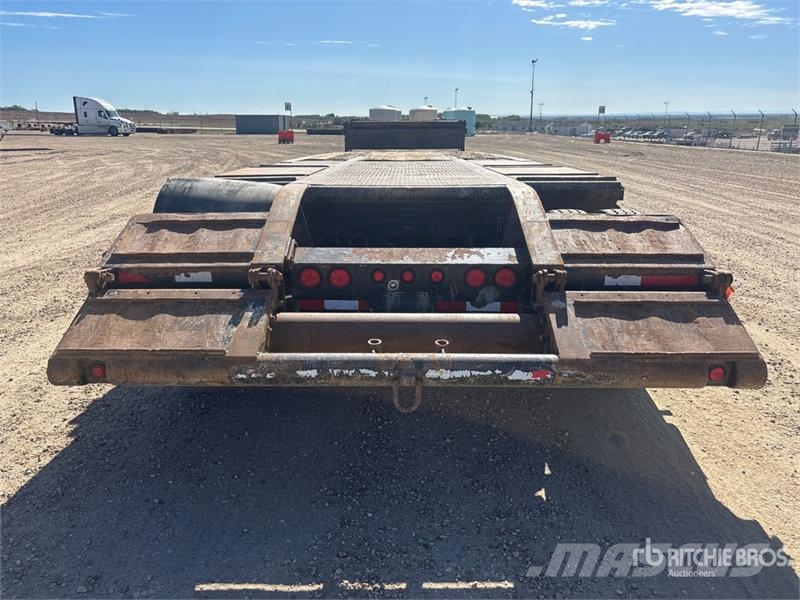 Doepker 50 ft Tri/A Folding Neck Trailer Nízko rámové nákladné automobily