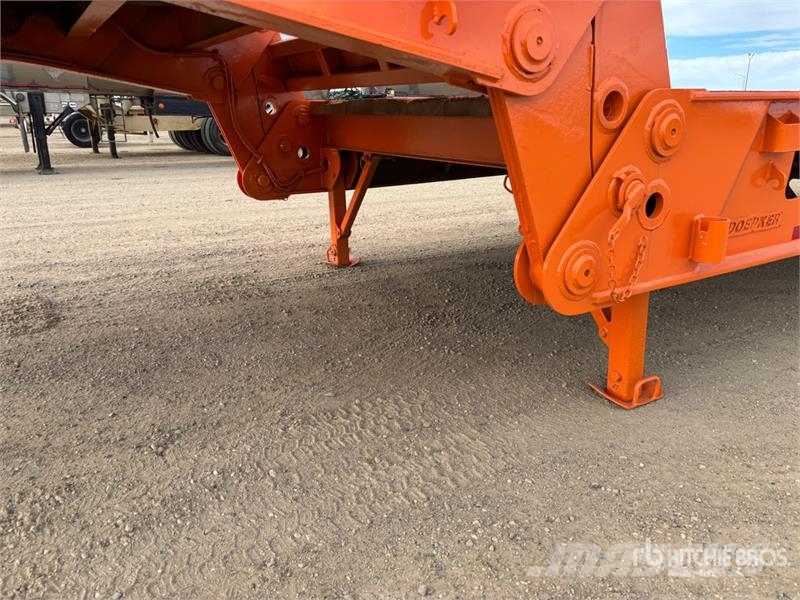 Doepker 50 ton 52 ft Tri/A Folding Neck Trailer Низкорамные прицепы