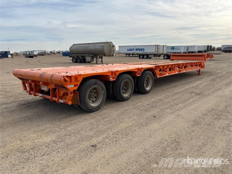Doepker 50 ton 52 ft Tri/A Folding Neck Trailer Низкорамные прицепы