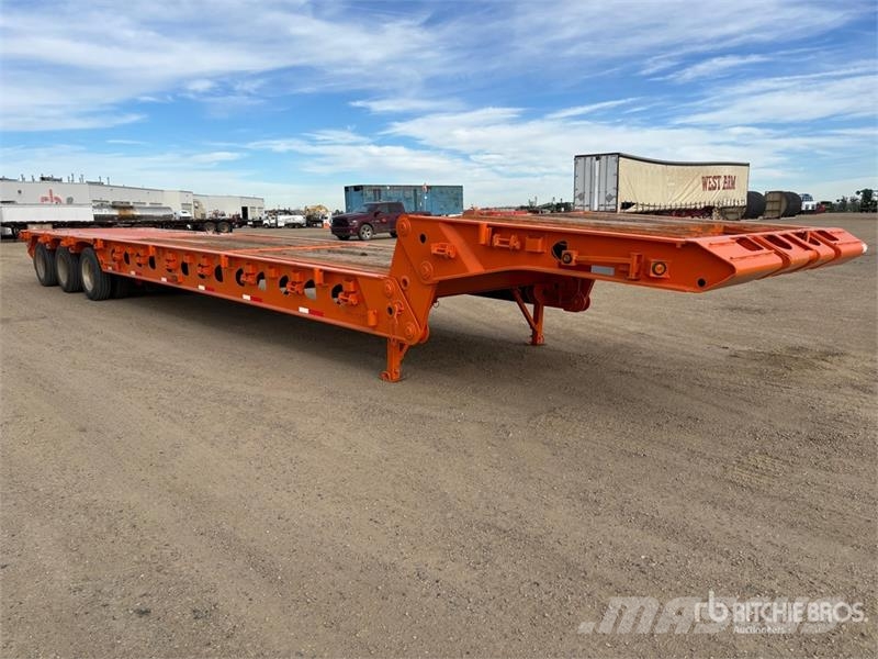 Doepker 50 ton 52 ft Tri/A Folding Neck Trailer Низкорамные прицепы