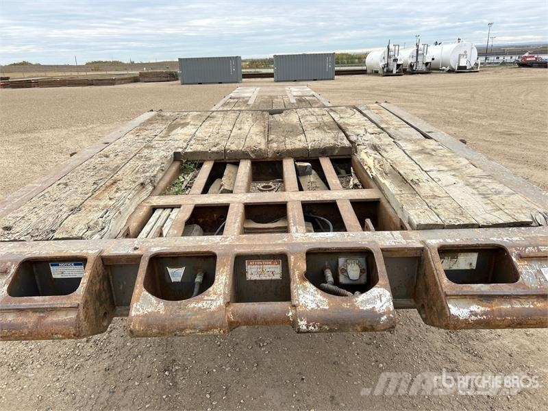 Doepker 50 ton 54 ft Tri/A Folding Neck Trailer Niski utovarivači