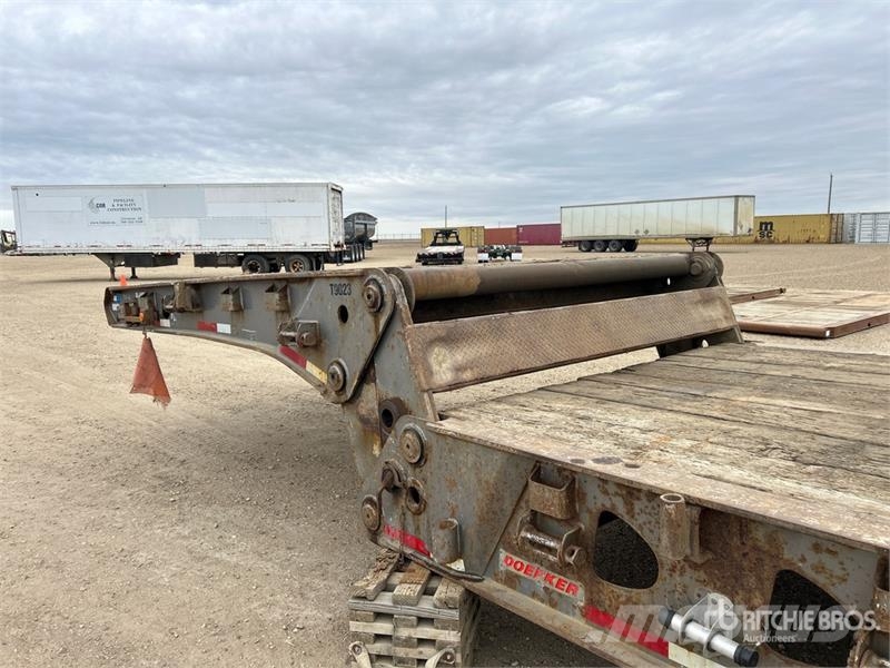 Doepker 50 ton 54 ft Tri/A Folding Neck Trailer Niski utovarivači