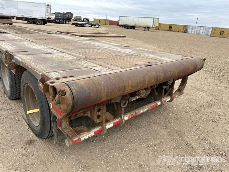 Doepker 50 ton 54 ft Tri/A Folding Neck Trailer Niski utovarivači