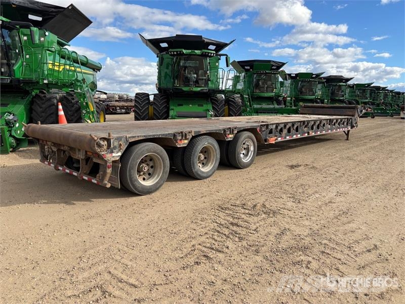 Doepker 52 ft Tri/A Folding Neck Trailer Низкорамные прицепы