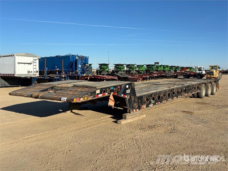 Doepker 52 ft Tri/A Folding Neck Trailer Blokvogn