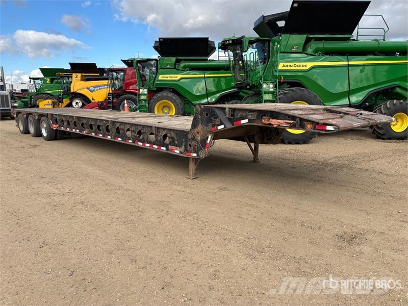 Doepker 52 ft Tri/A Folding Neck Trailer Низкорамные прицепы