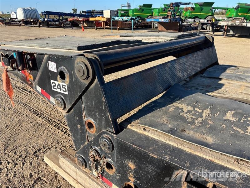 Doepker 52 ft Tri/A Folding Neck Trailer Blokvogn