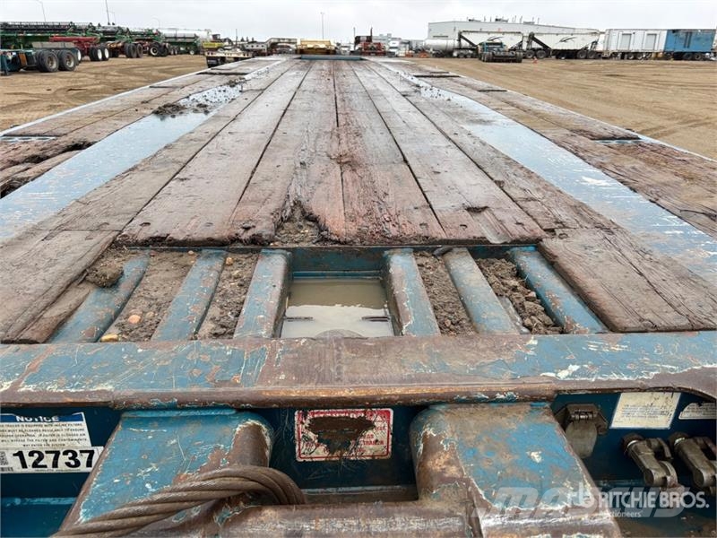 Doepker 53 ft 24-Wheel Flatbed Oilfield Trailer Pārstrādes iekārtas