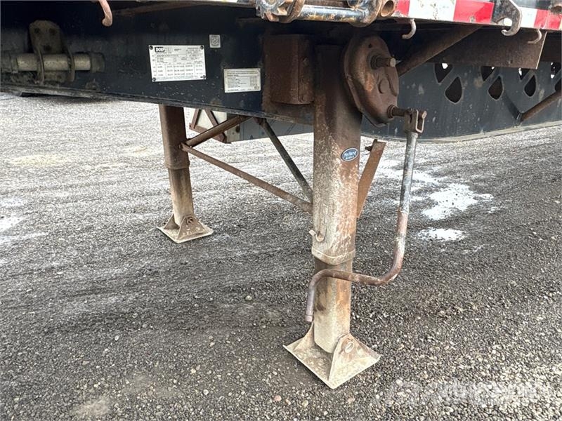 Doepker 53 ft Tri/A Flatbed Trailer Flatbed/Dropside trailers
