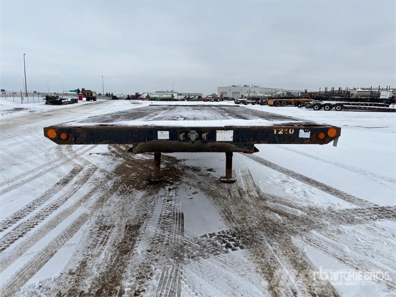 Doepker 53 ft Tri/A Flatbed Trailer مقطوروات مسطحة/مفصلية الجوانب