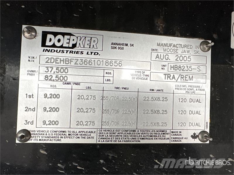 Doepker 53 ft Tri/A Flatbed Trailer Flatbed/Dropside trailers