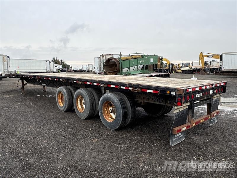 Doepker 53 ft Tri/A Flatbed Trailer Flatbed/Dropside trailers