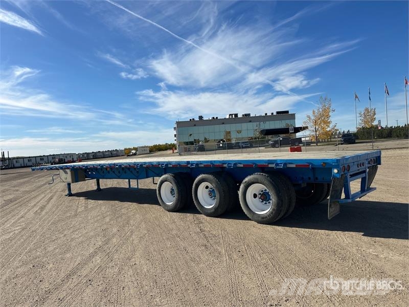 Doepker 53 ft Tri/A Flatbed Trailer Remolques de cama baja