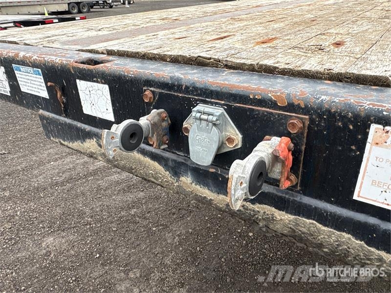 Doepker 53 ft Tri/A Flatbed Trailer Flatbed/Dropside trailers