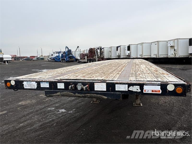 Doepker 53 ft Tri/A Flatbed Trailer Flatbed/Dropside trailers